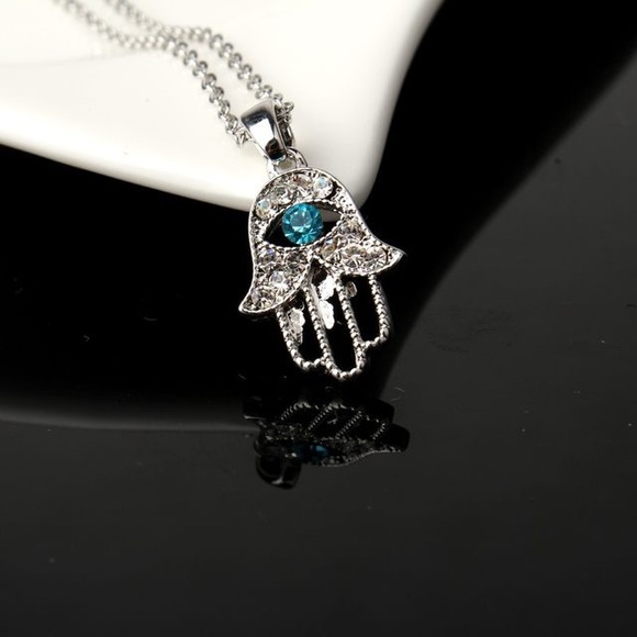 1PC Hand Hamsa Pendant Necklace Womens - Picture 2 of 3